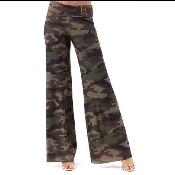 *Camouflage Palazzo Pants-Size Small - Picture 3 of 9